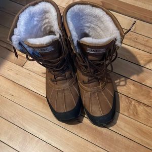 UGG Adirondack III Boot Chestnut 8.5